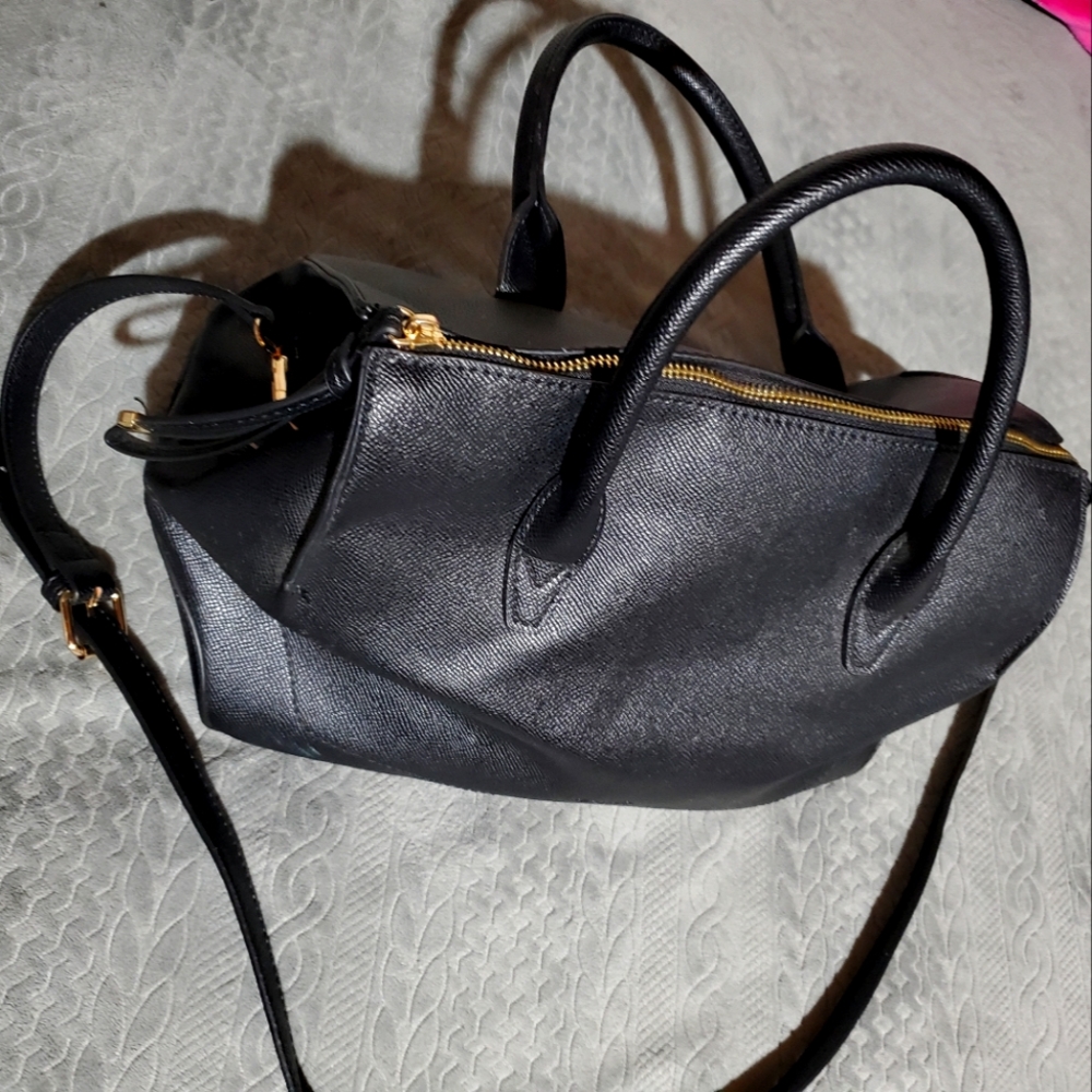 Like new purse